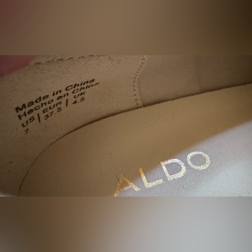 ALDO Off White/Cream Patent Platform Loafers Chain Chunky Lug Sole Size 7 - Picture 8 of 8